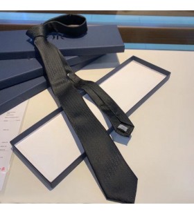 Dior Kravatu Å ikmÃ© MotÃ­v HodvÃ¡bna ÄŒierna