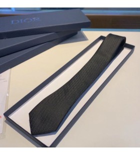 Dior Kravatu Å ikmÃ© MotÃ­v HodvÃ¡bna ÄŒierna